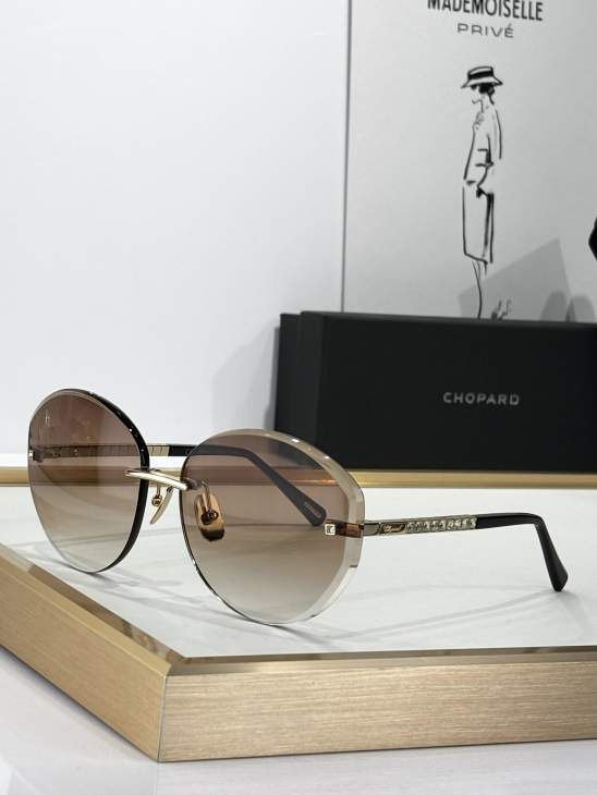 Picture of Chopard Sunglasses _SKUfw70786933fw